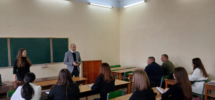 Попередній захист кваліфікаційних робіт здобувачів вищої освіти другого (магістерського) рівня вищої освіти освітньо-професійної програми «Управління навчальним закладом».